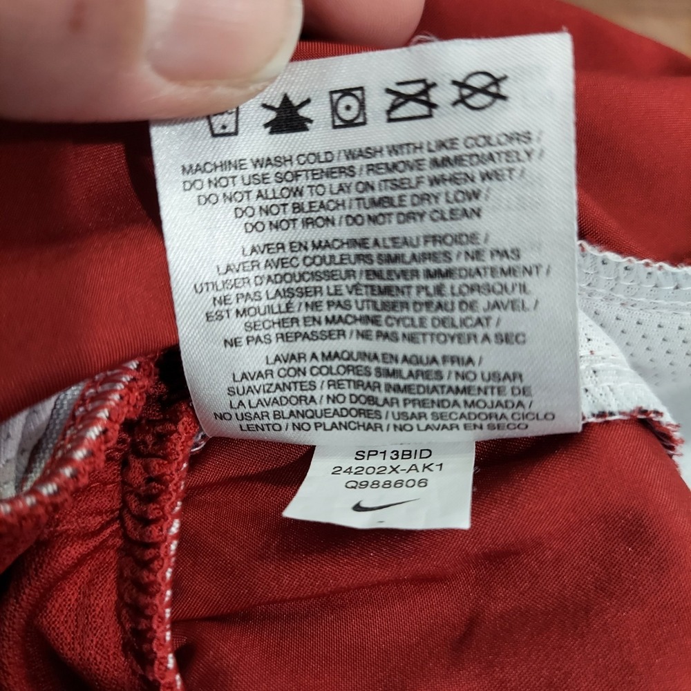 Nike Arkansas Razorbacks Women's DriFit Shorts Large Athletic Shorts Red - Picture 13 of 13